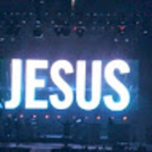 Meet your Posher, Vicky